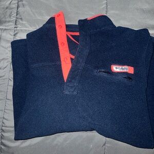 Columbia pull over sweatshirt